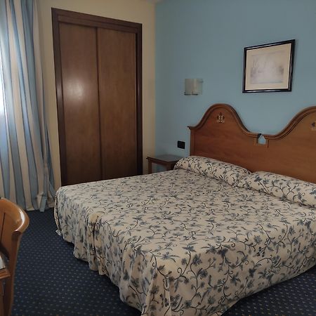 טלברה דה לה ריינה Hotel Ebora By Vivere Stays מראה חיצוני תמונה
