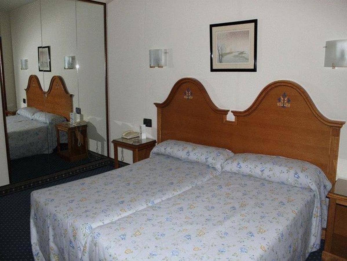 טלברה דה לה ריינה Hotel Ebora By Vivere Stays מראה חיצוני תמונה