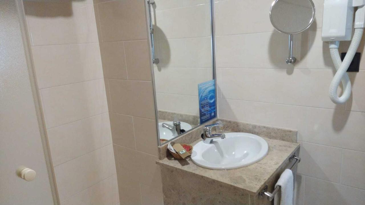טלברה דה לה ריינה Hotel Ebora By Vivere Stays מראה חיצוני תמונה