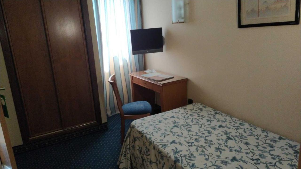 טלברה דה לה ריינה Hotel Ebora By Vivere Stays מראה חיצוני תמונה