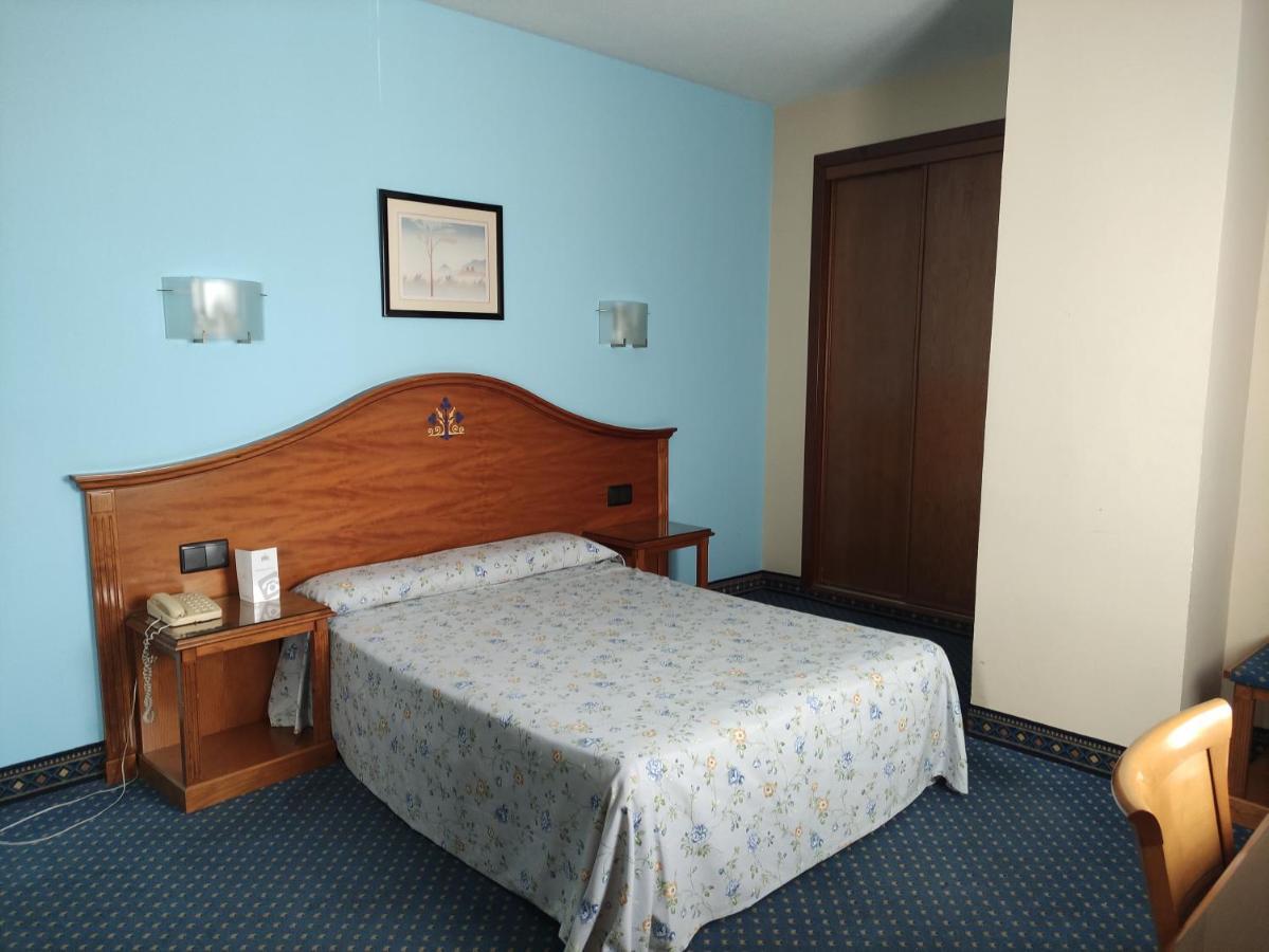 טלברה דה לה ריינה Hotel Ebora By Vivere Stays מראה חיצוני תמונה