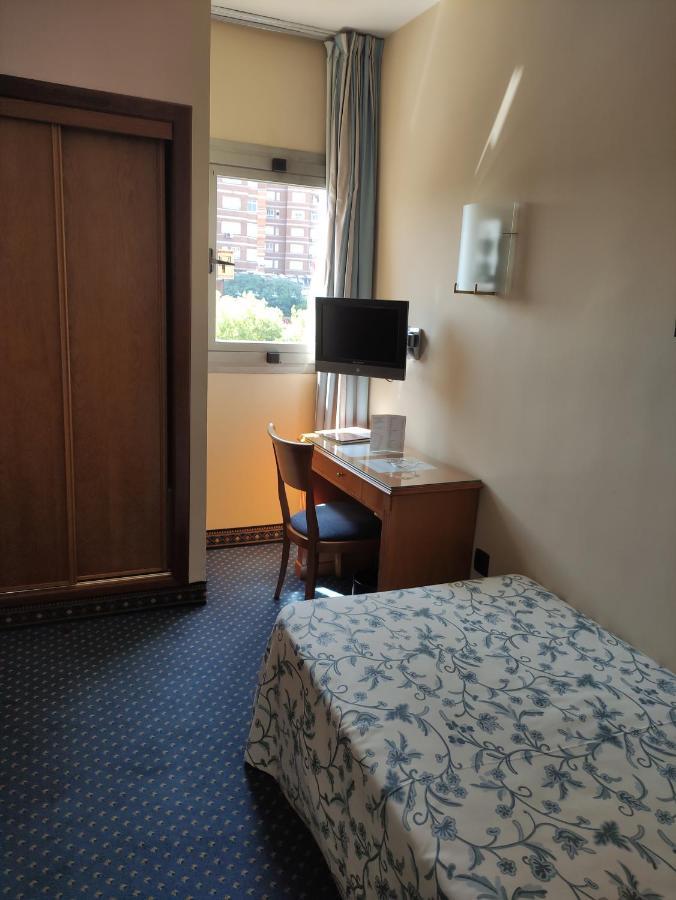 טלברה דה לה ריינה Hotel Ebora By Vivere Stays מראה חיצוני תמונה